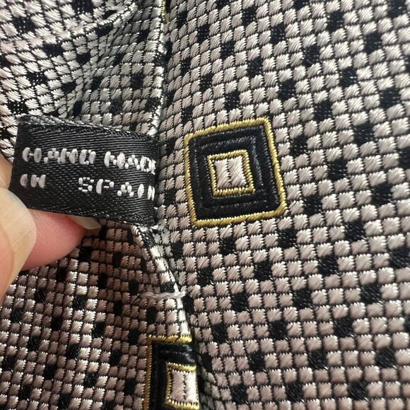 GIANNI VERSACE Necktie Mens 100% Silk Geometric 3.5” Hand Made in Spain Vintage - Picture 6 of 10